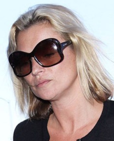 Kate Moss Prada PR18IS.jpg